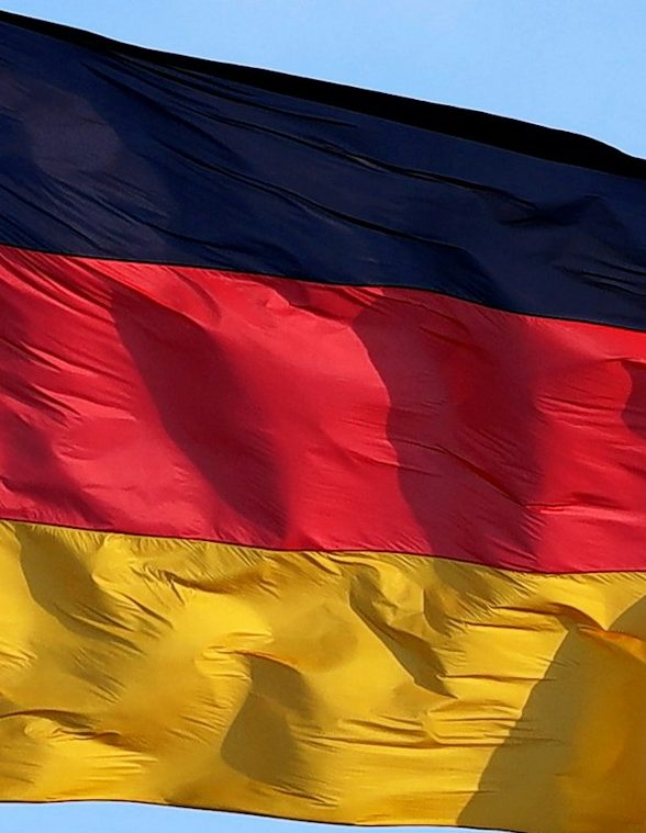 Flagge Deutschlands Flagge Deutschlands mit Schwarz, Rot und Gold horizontal verteilt.